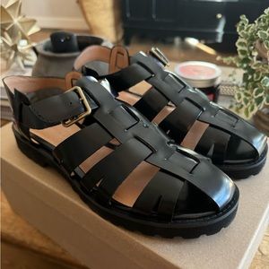 BRAND NEW The Cari Fisherman Sandal